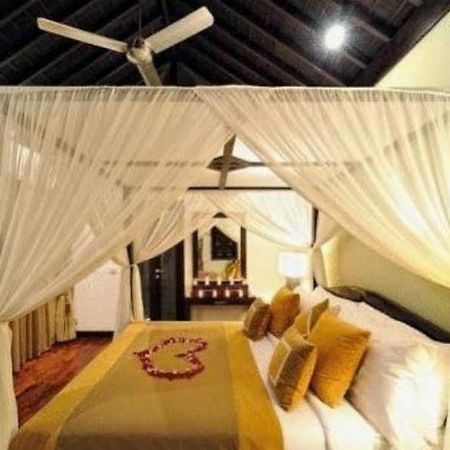 Villa Cantik 乌玛拉斯 外观 照片